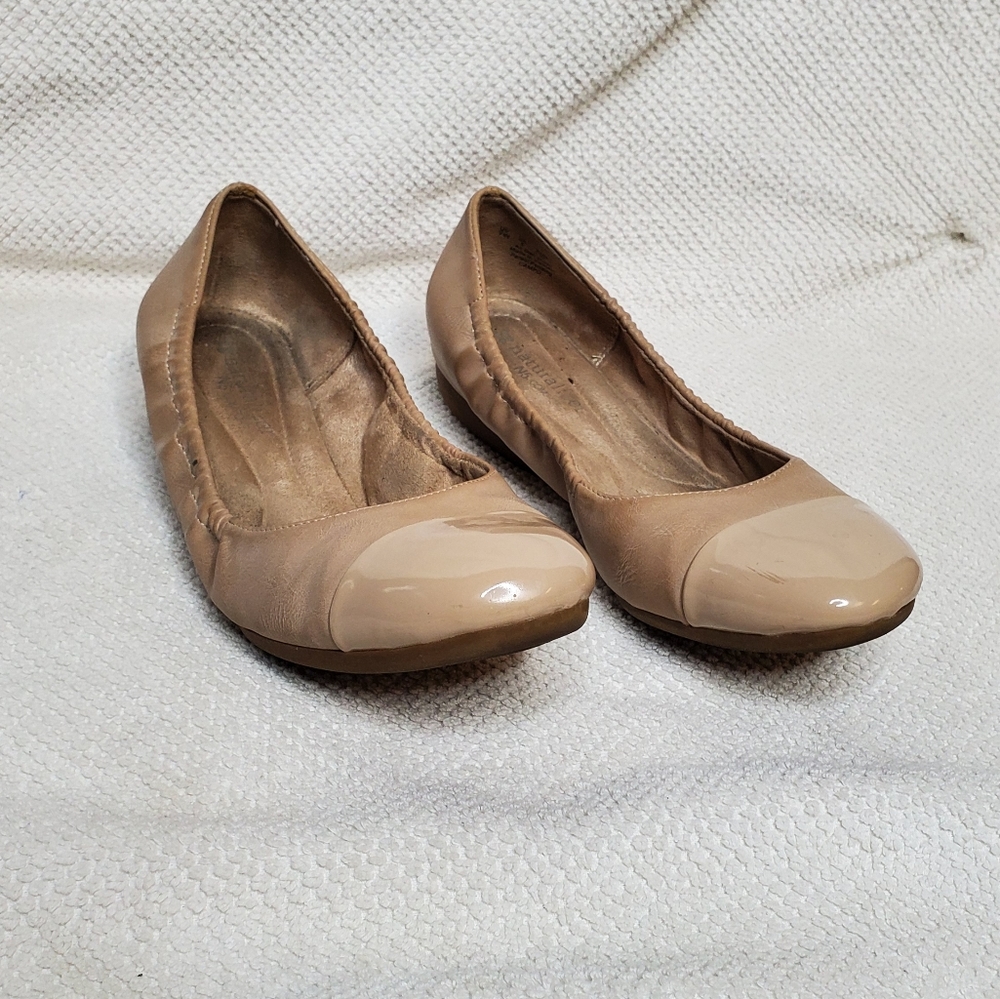 Naturalizer N5 Comfort Flats